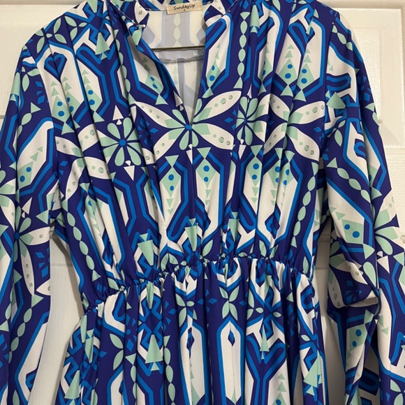 Blue Geometric Maxi Dress - Picture 4 of 4